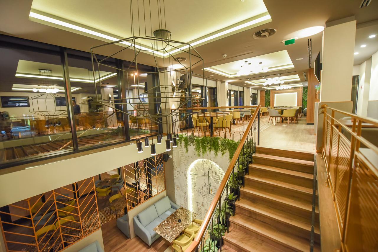 Hotel Union Podgorica Exterior photo